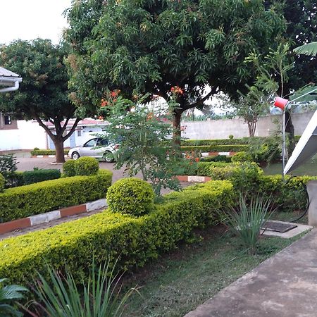 Lucia Villas Mbale Екстер'єр фото