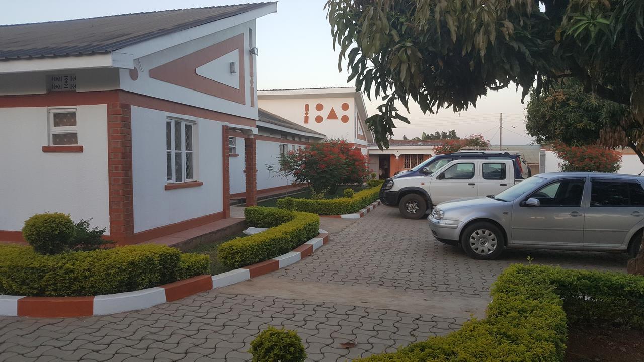 Lucia Villas Mbale Екстер'єр фото
